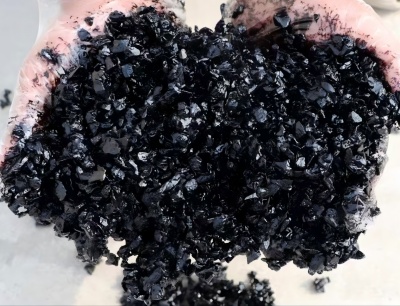 雷鸣镇沥青冷补料（沥青砂）的优势特点与施工流程解析